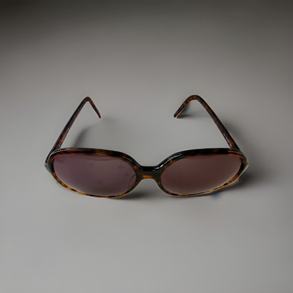 Vintage Liz Claiborne LC-19 TOR 140 Eyeglasses Frames Only Oval Tortoise Read - Picture 2 of 14